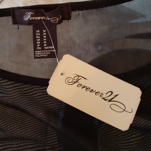 NWT Sexy Black Dress with nice Design by Forever21 - Picture 5 of 5